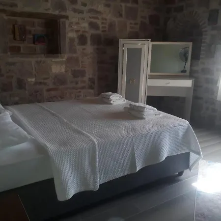 Hayat Alti * Ayvalik