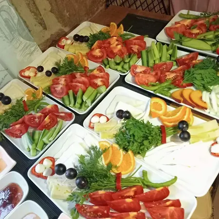 Hayat Alti Hotel *